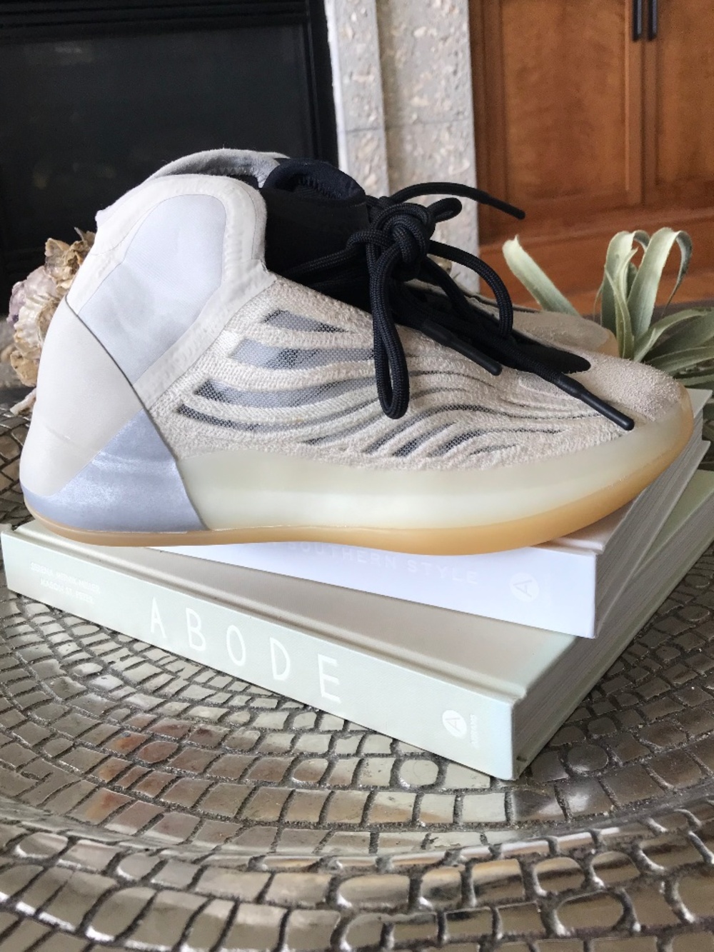 ADIDAS YEEZY QNTM MIST SLATE CREAM HIGH TOP SNEAKERS